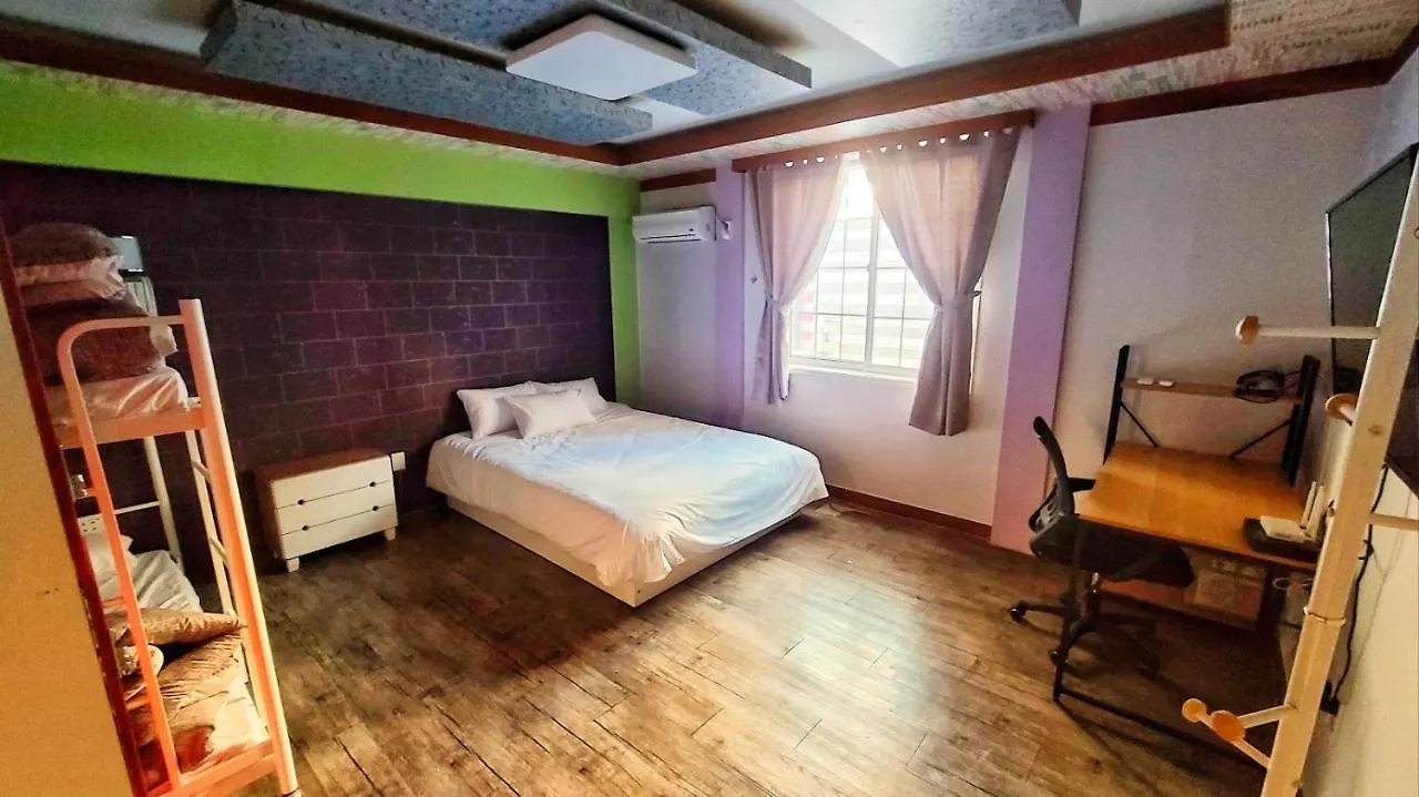 Kimchee Busan Downtown Guesthouse
