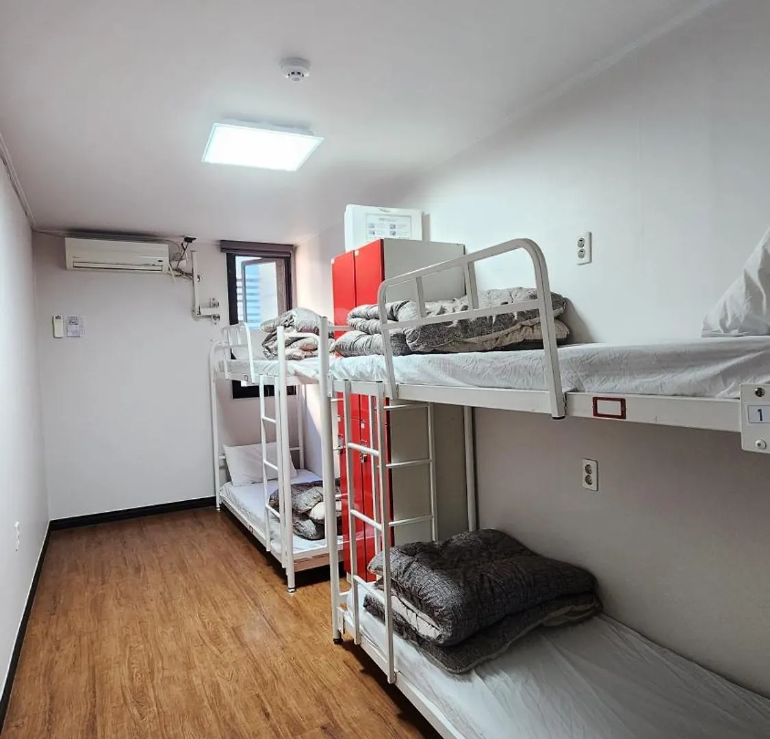 Hostel Kimchee Busan Downtown Guesthouse