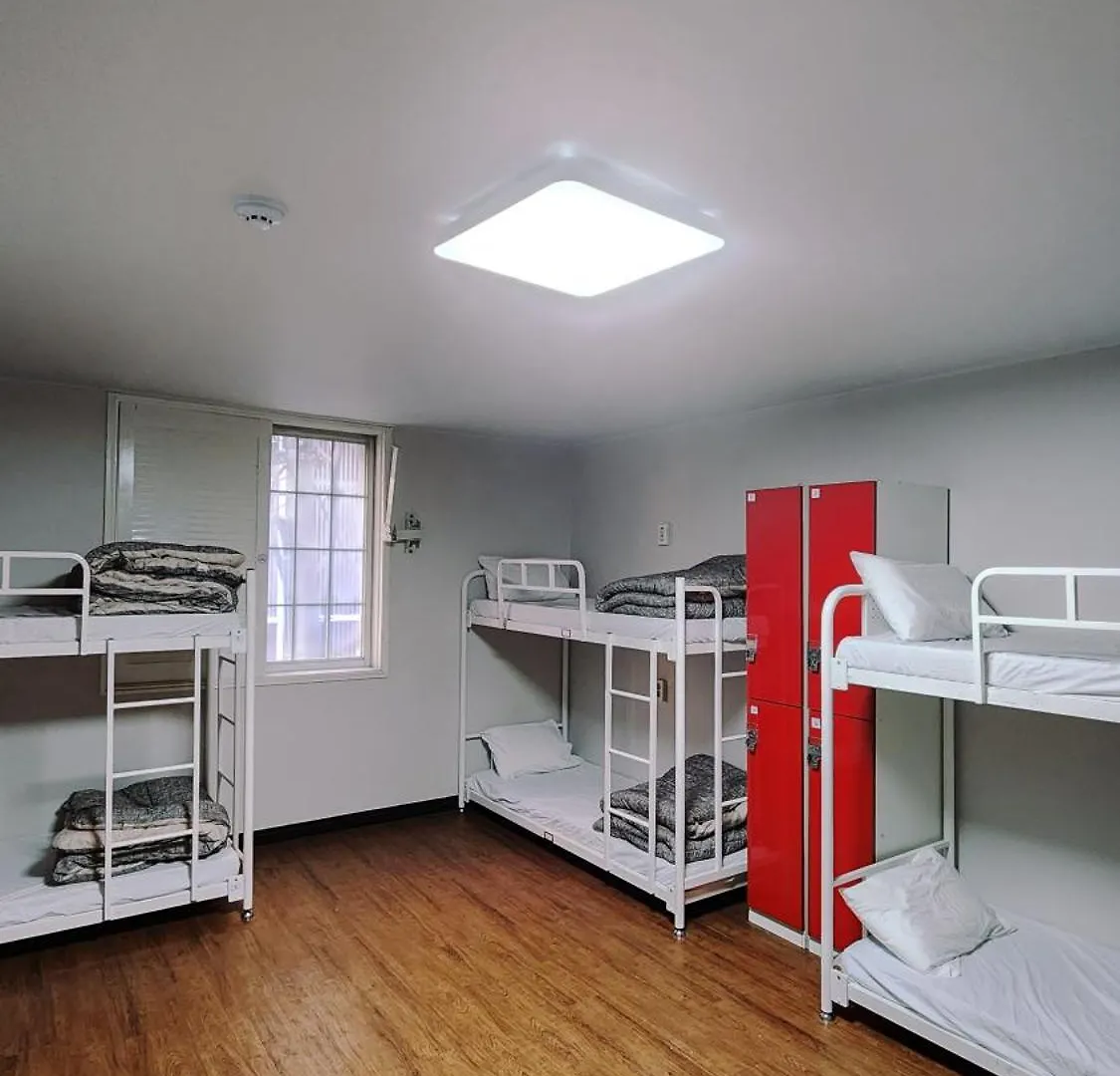 Kimchee Busan Downtown Guesthouse 0*,  Korea Południowa