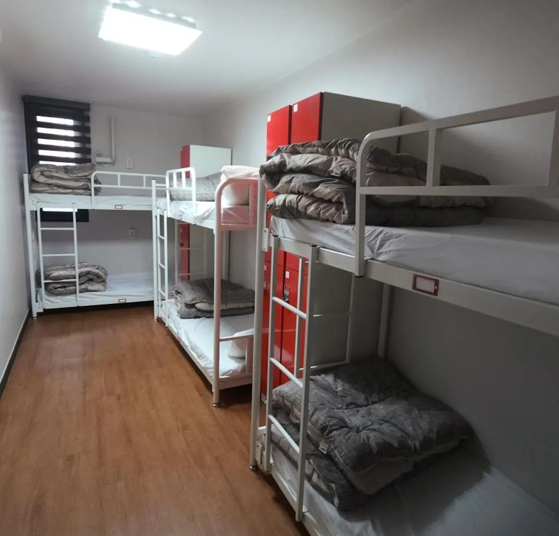 Kimchee Busan Downtown Guesthouse Hostel