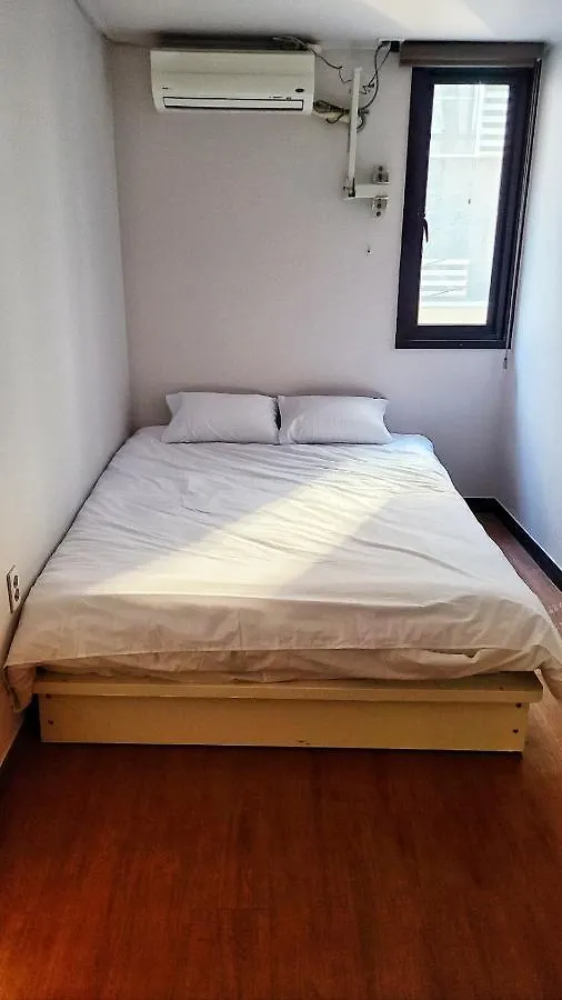 Kimchee Busan Downtown Guesthouse Hostel
