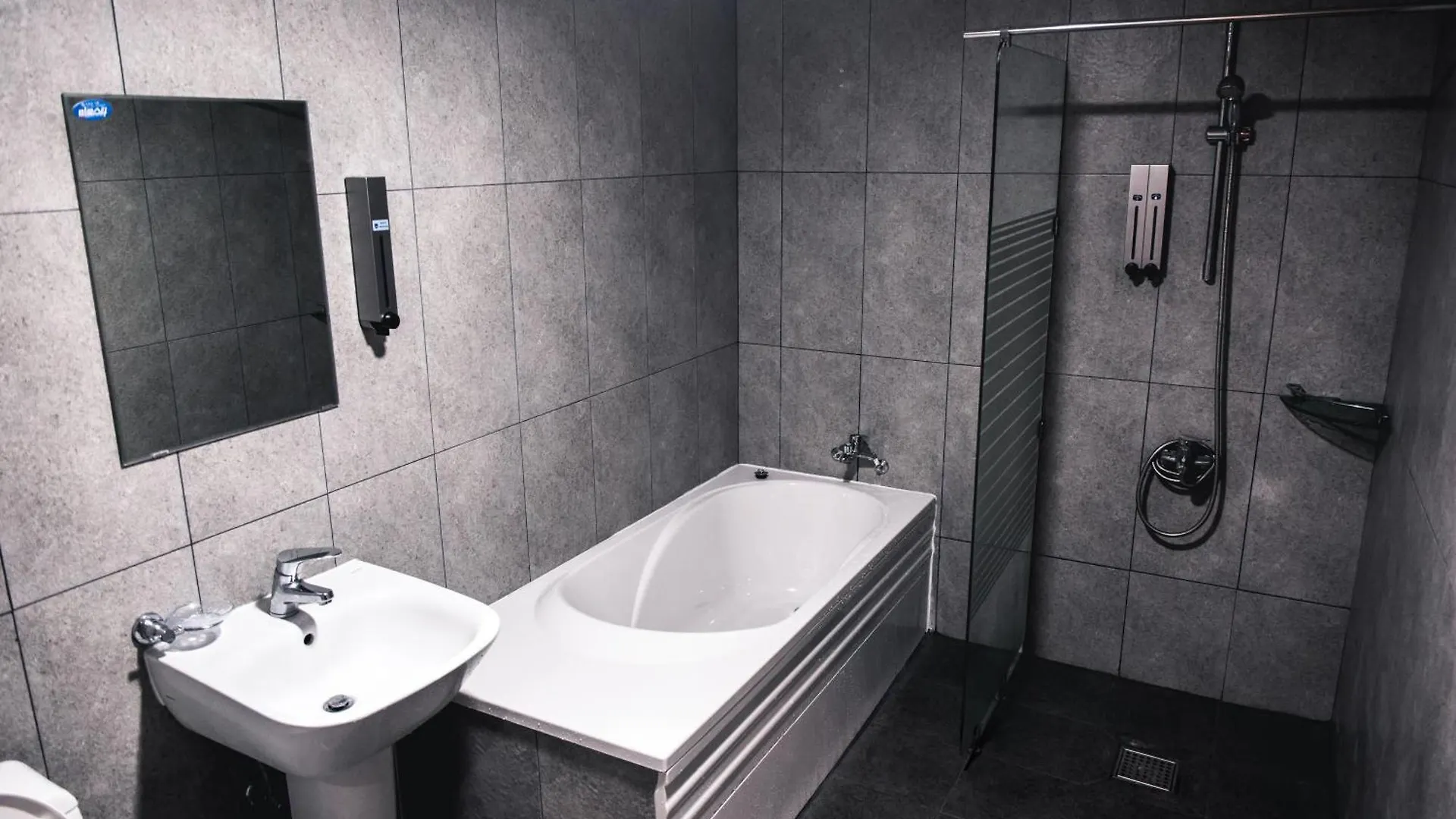 Хостел Kimchee Busan Downtown Guesthouse Южная Корея