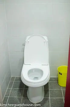 Хостел Kimchee Busan Downtown Guesthouse