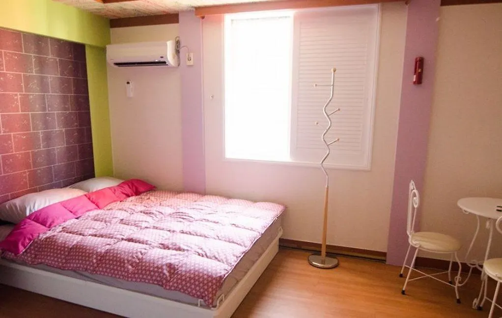 Kimchee Busan Downtown Guesthouse 0*,  Южная Корея