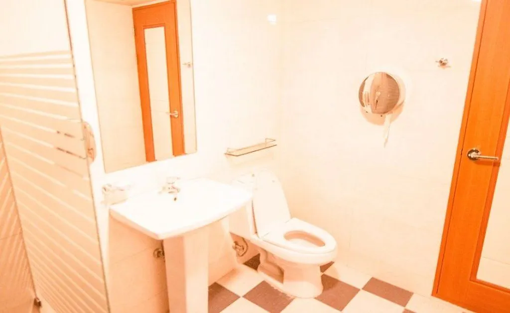 Kimchee Busan Downtown Guesthouse